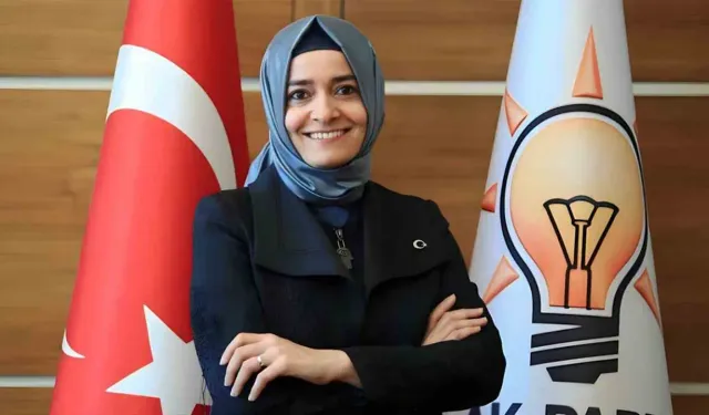 Betül Sayan Kaya tüm görevlerinden affını istedi