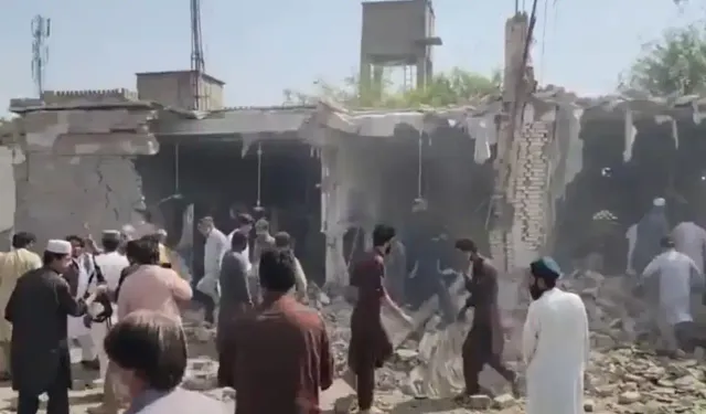 Pakistan'da patlama: 15 ölü, 50'den fazla yaralı