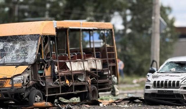 Rusya sivilleri taşıyan minibüsü vurdu: 5 ölü