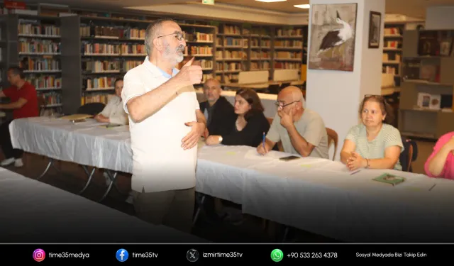 Efes Selçuk’ta kitap severler Kuyucaklı Yusuf’u konuştu