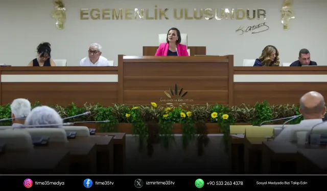 Karabağlar’da bütçe kavgası: Meclis üyeleri masaları yumrukladı