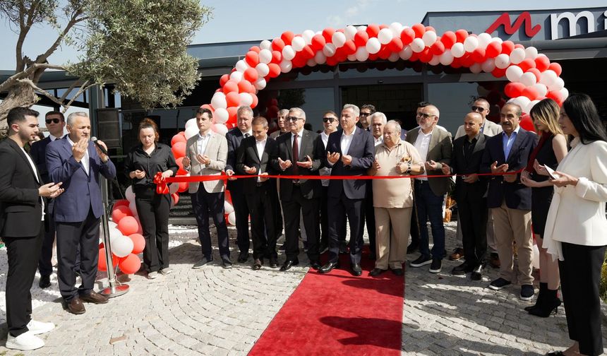 Urla'nın yeni lezzet durağı Mirze kahvaltı salonu açıldı