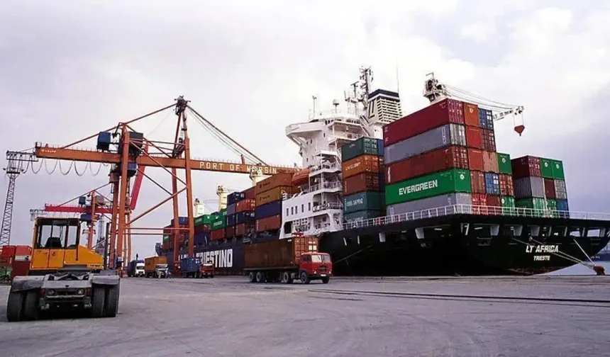 Dış ticaret açığı Nisan ayında yüzde 22,3 arttı