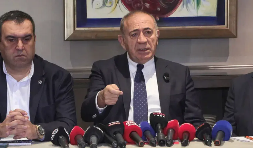 Gürsel Tekin: “Mühür kimdeyse Süleyman odur!”