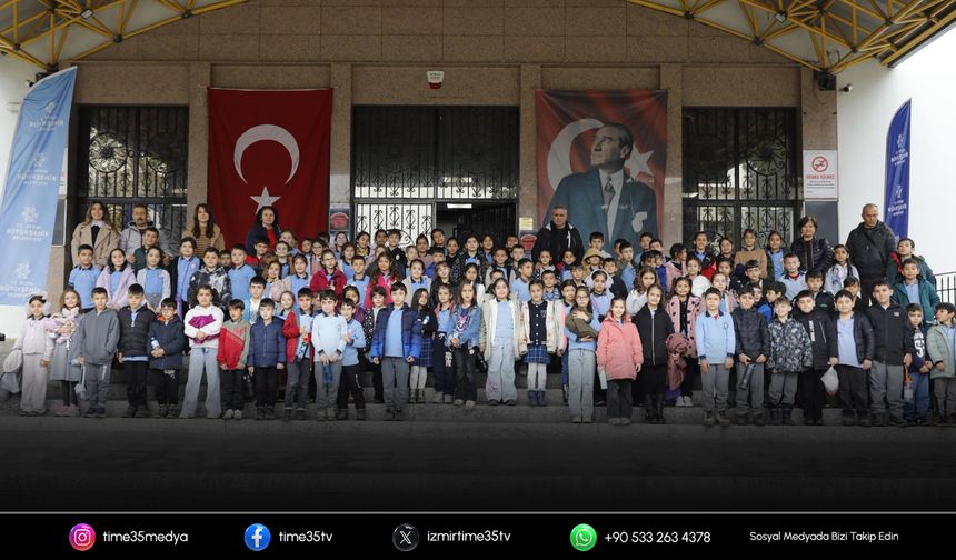 Çerçioğlu’nun desteğiyle çocuklar tiyatroyla buluştu