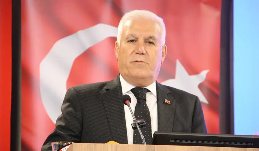 Mustafa Bozbey, CHP'den istifa ettiğini açıkladı