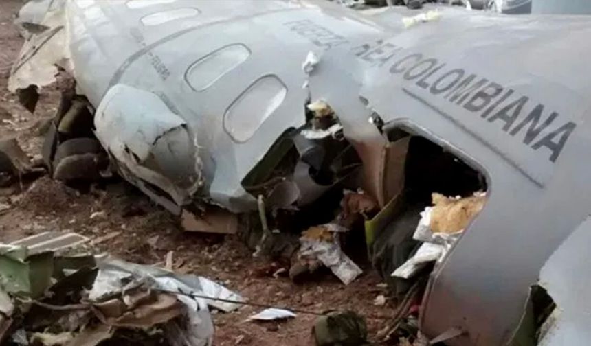 Kolombiya’da askeri personeli taşıyan nakliye uçağı düştü