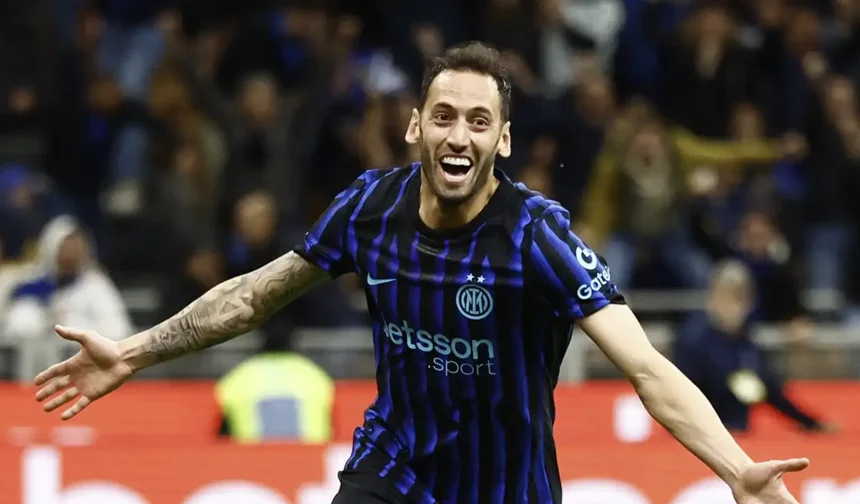 Çalhanoğlu Inter'i İtalya Kupası'nda finale taşıdı!