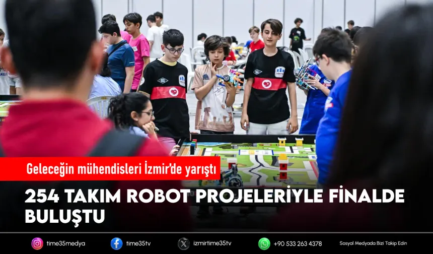 İzmir’de geleceği kodlayan gençler sahne aldı