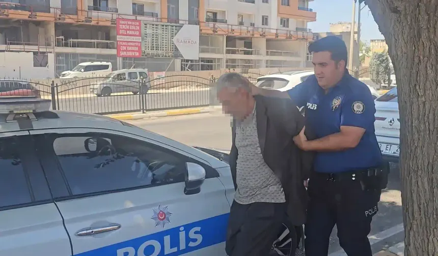 Durakta bekleyen eşini vurdu, polise teslim oldu