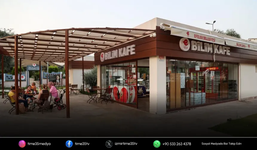 Efeler’in Bilim Kafe’si saat 23.00’e kadar misafirlerini ağırlamaya başladı