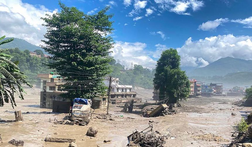 Nepal'deki selde can kaybı 289'a yükseldi