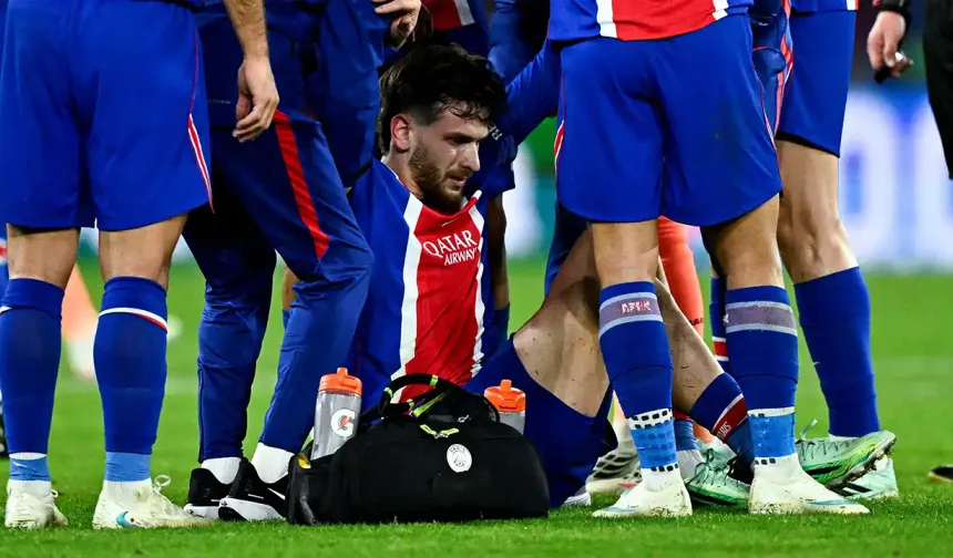 Kvaratskhelia’dan PSG'ye kötü haber