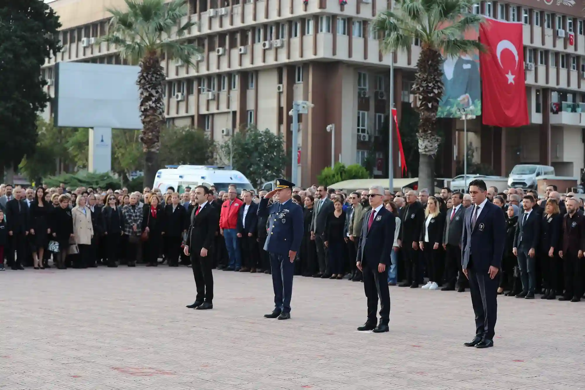 8 Büyük Önderimizi Saygı ve Özlemle Anıyoruz