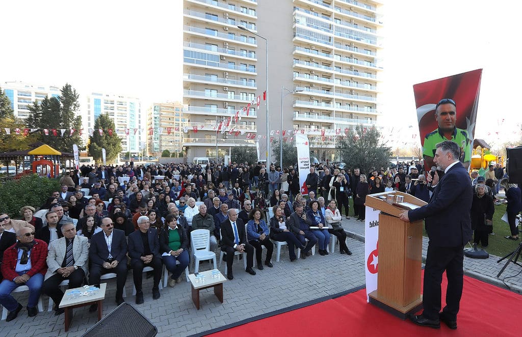 Bayraklı’da 21 Yeni, Revize Edilen 68 Park Açıldı3