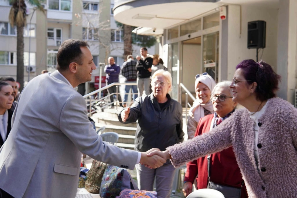 Chp Bornova Belediye Baskan Adayi Omer Eski Bir Dakika Bile Kaybetmeyecegiz Kadin Emegi 3 Scaled