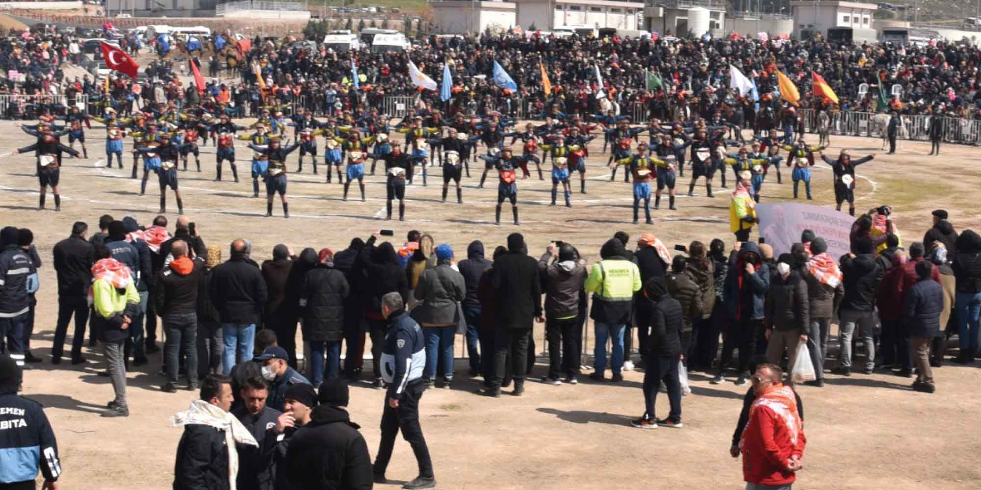 Menemen'de Deve Gösterisi Heyecanı Yaşanacak2