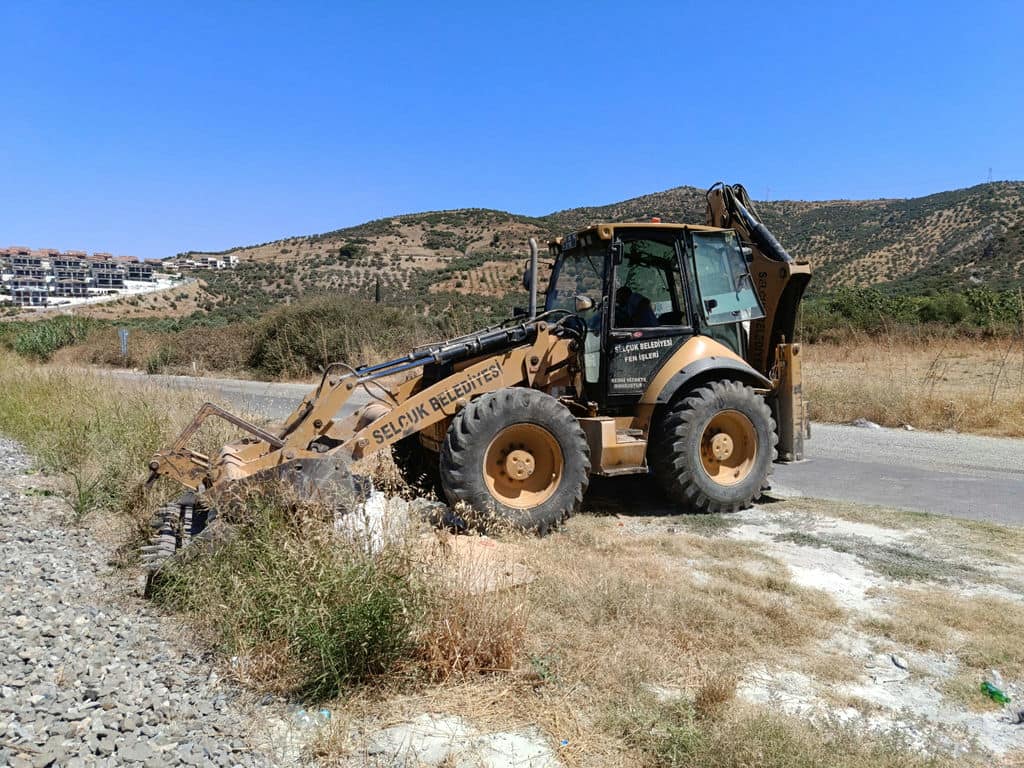 Izbb Ile Ortak Moloz Temizliği (2)