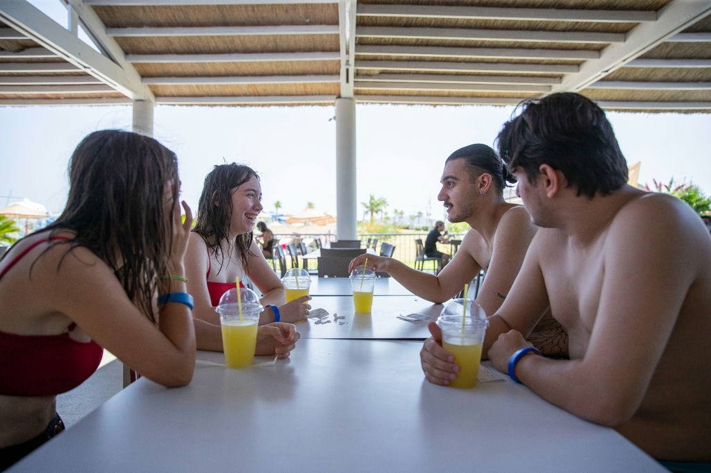 Oasis Aquapark Çeşme Kapılarını Gençlere Açtı 3