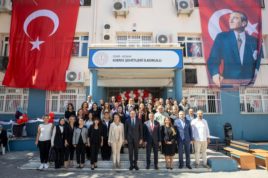 Başkan Mutlu İlköğretim Haftası’nı Öğrencilerle Birlikte Kutladı (8)