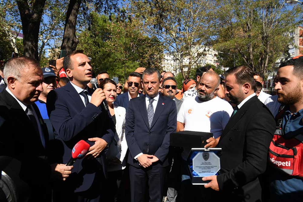 Chp Lideri Özel Camiyi De Açıy4Oruuz, Ezanı Da Okutuyorruz