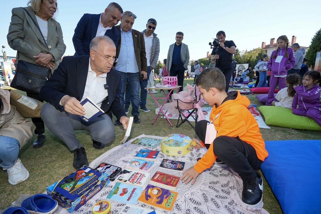 Gaziemir’in Çevreci Çocukları Hem Dünyayı Korudu Hem De Dayanışmayı Büyüttü (4)