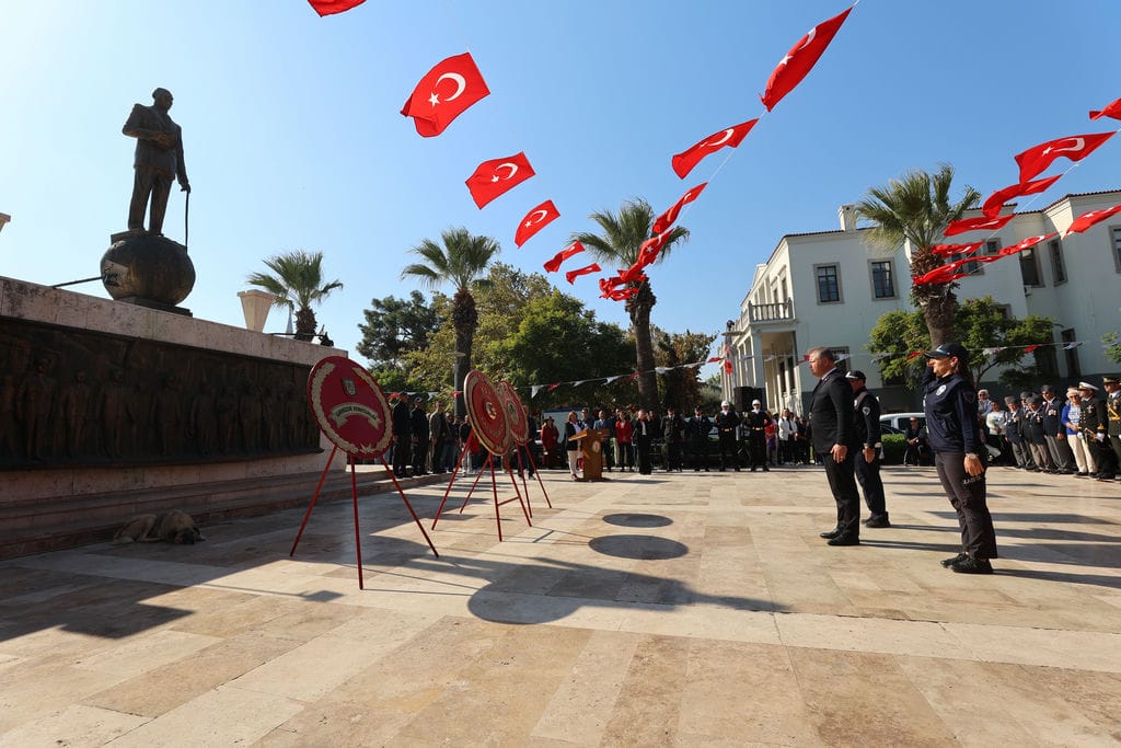 Urla’da Cumhuriyet Bayramı Coşkusu (1)