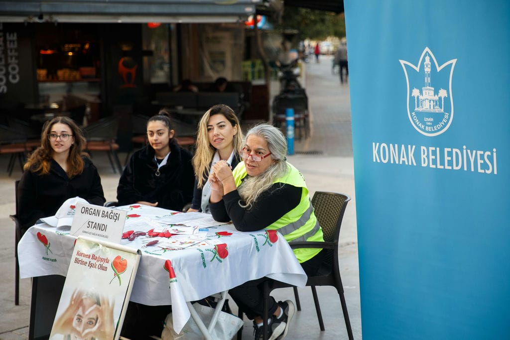 Konak’ta Organ Bağışı Farkındalığı Için Stant Kuruldu (3)