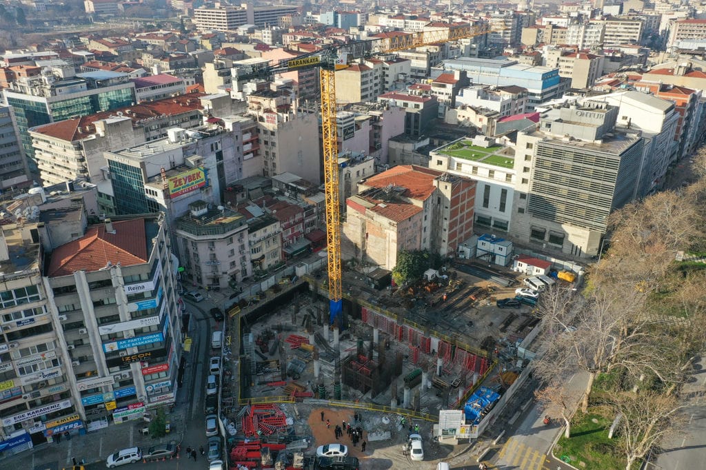 Başkan Mutlu Yeni Hizmet Binasındaki Çalışmaları Yerinde Inceledi (6)