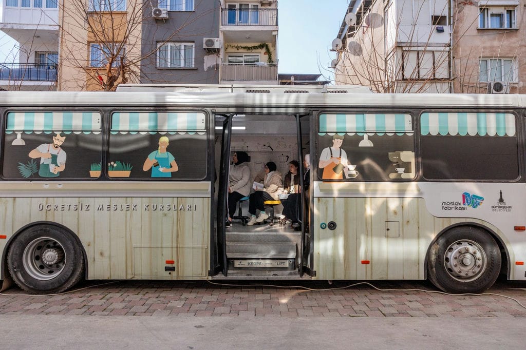 Konak’ta Mobil Barista Eğitimleri Başladı (6)