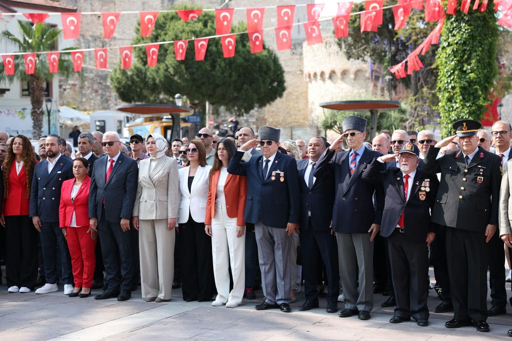 19 Mayıs, Çeşme’de Coşkuyla Kutlandı 6