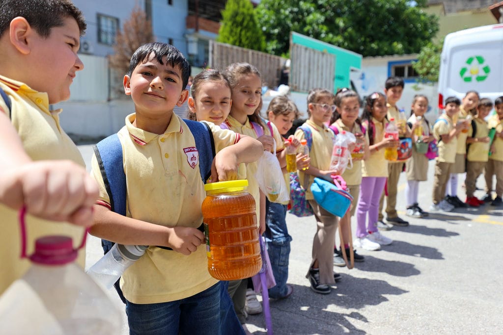 Buca Belediyesi Okullarda Atık Toplama (6)
