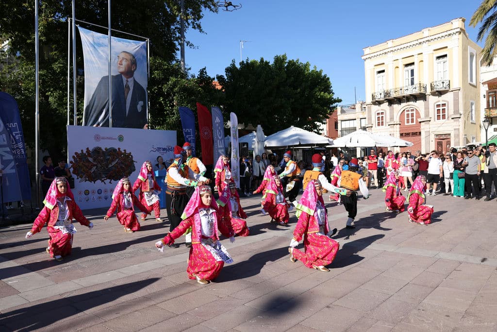 Çeşme’de, 18. Yarımada Spor Oyunları Başladı 3