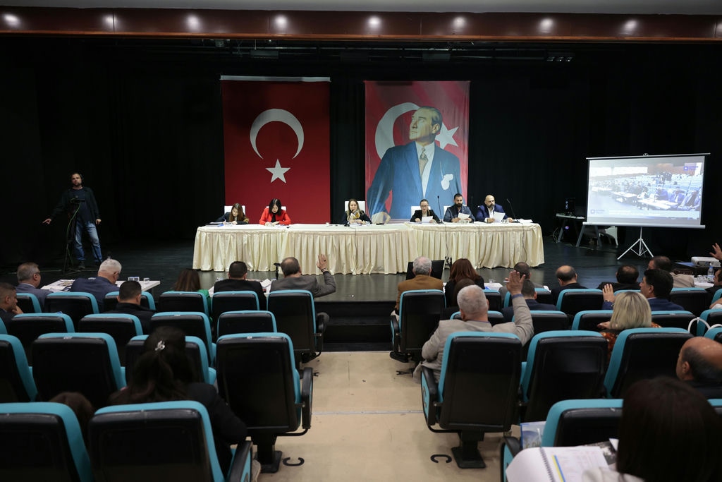 Konak’ta Güçlü Saha Hizmeti Için Önemli Karar (4)