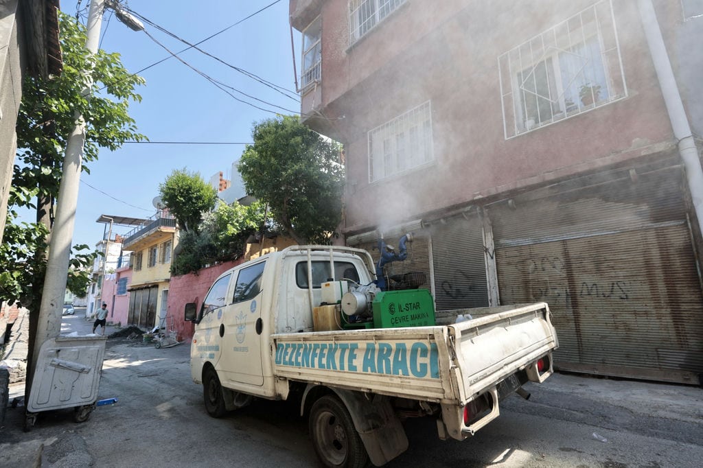 Konak’ta Sivrisineklere Karşı Etkin Mücadele (1)