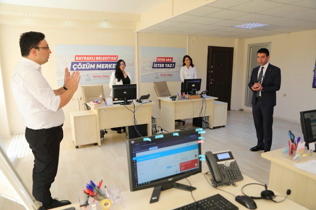 Bayraklı’da 15 Ayda 26 Bin 456 Talep Çözüme Kavuştu (3)
