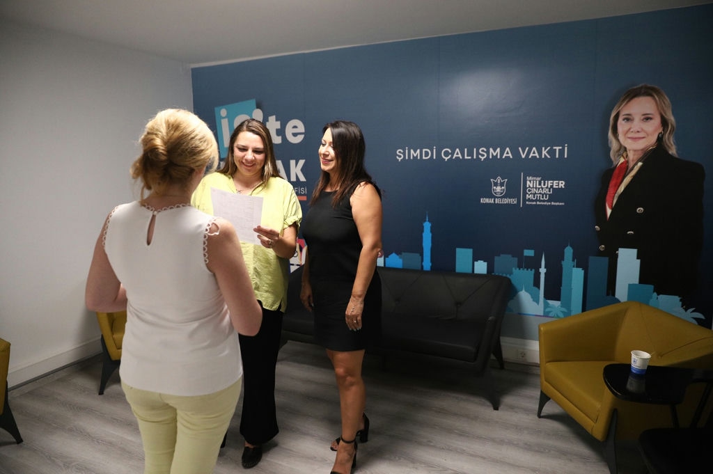 İş’te Konak 1 Yılda 778 Kişiyi Iş Sahibi Yaptı (1)