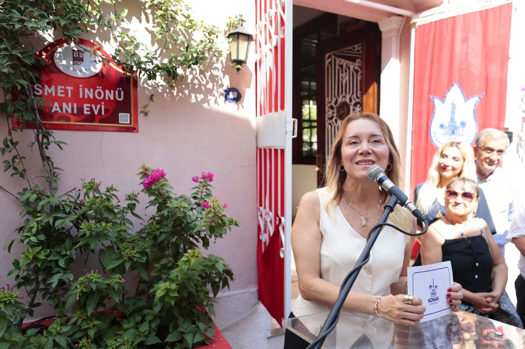 Lozan Barış Antlaşması’nın 102. Yılı Konak’ta Kutlandı (2)