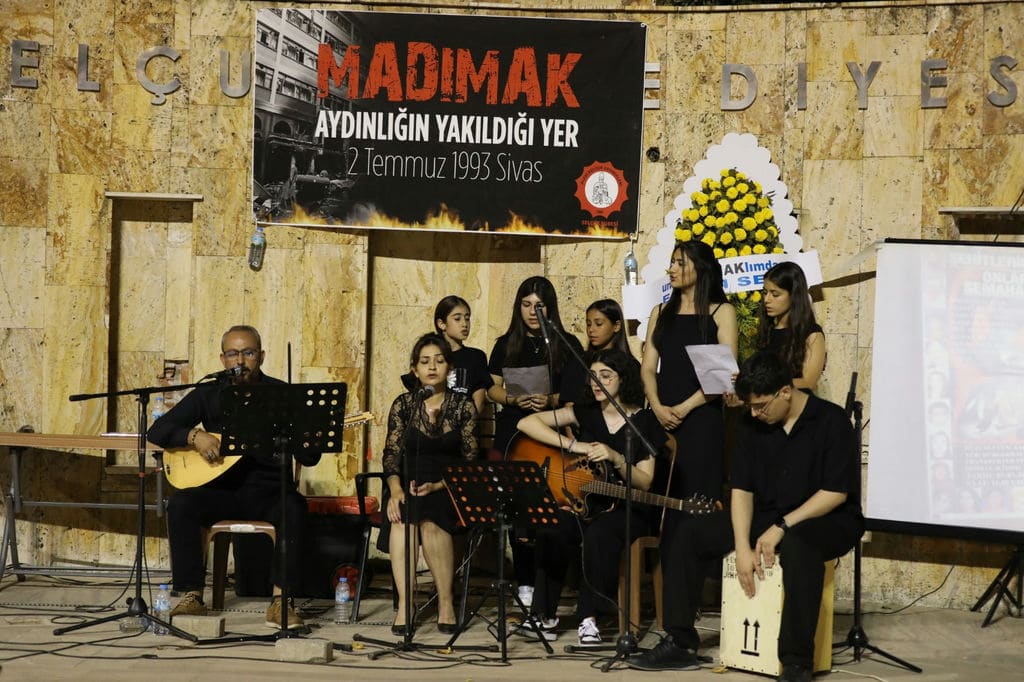 Madımak Katlialımı Anma Etkinliği (2)