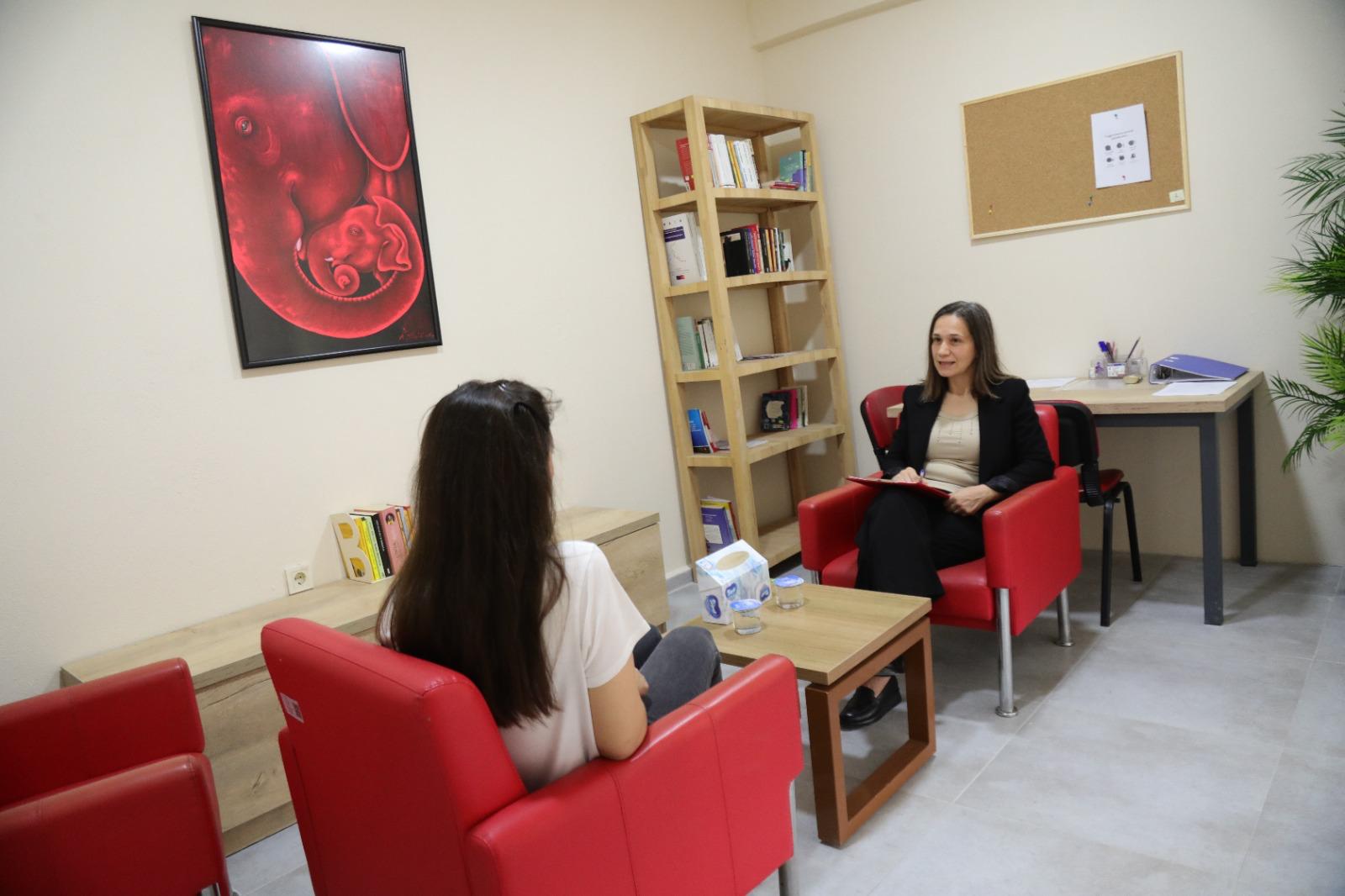 Bayraklı’da Kadın Ve Çocuklara Ücretsiz Hukuki Destek (3)