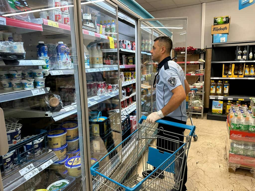 Konak Belediyesi’nden Zincir Marketlere Sıkı Denetim (2)
