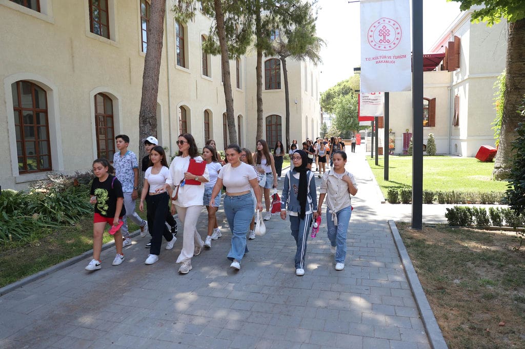 Konaklı Çocuklara Bilim Ve Kültür Dolu Gezi (2)