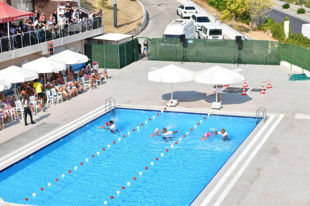 4Fd8Ba4B Aea7 4869 Bc81 612179Ffcad3