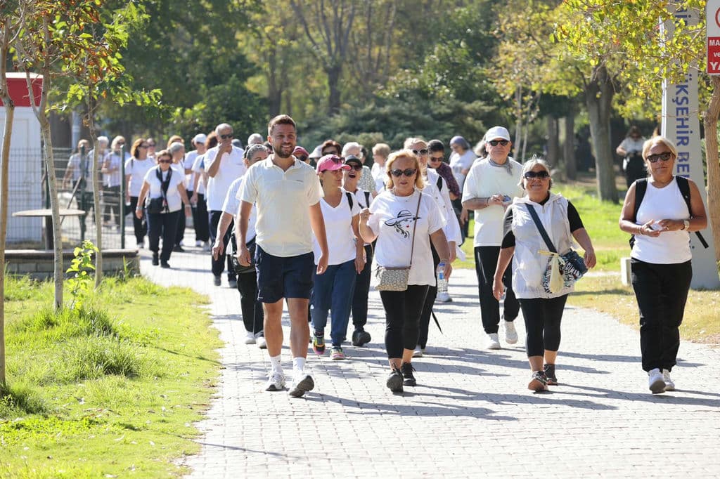 Konak’ın Çınarları Avrupa Hareketlilik Haftası’nı Kutladı (2)