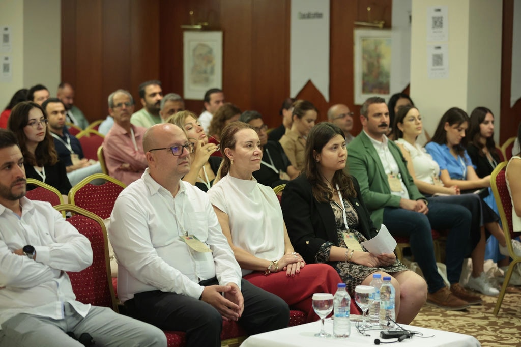Konak'ın İklim Değişikliğine Uyum Eylem Planı Oluşturuldu (4)