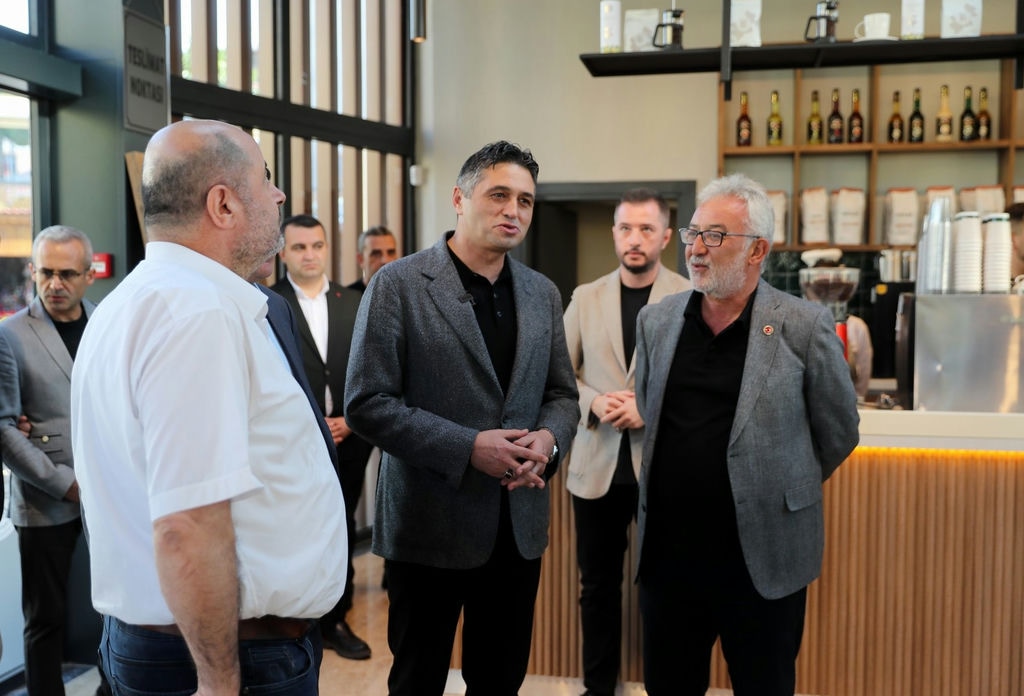 9 Aliağa’nın Yeni Buluşma Noktası Albest Meydan
