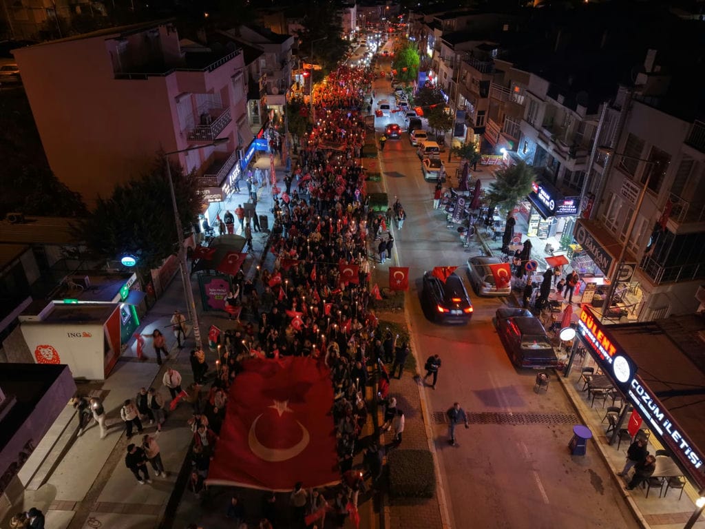 Bir Asırlık Gurur Cumhuriyetimizin 102. Yılı Urla'da Coşkuyla Kutlandı (4)