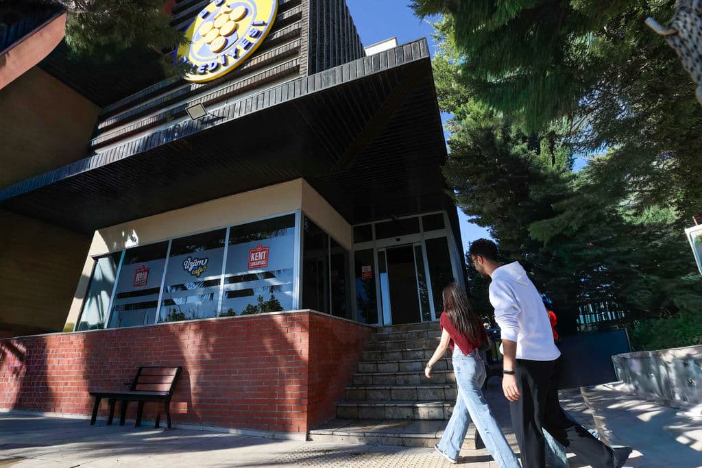 Buca Genclik Merkezi (1)