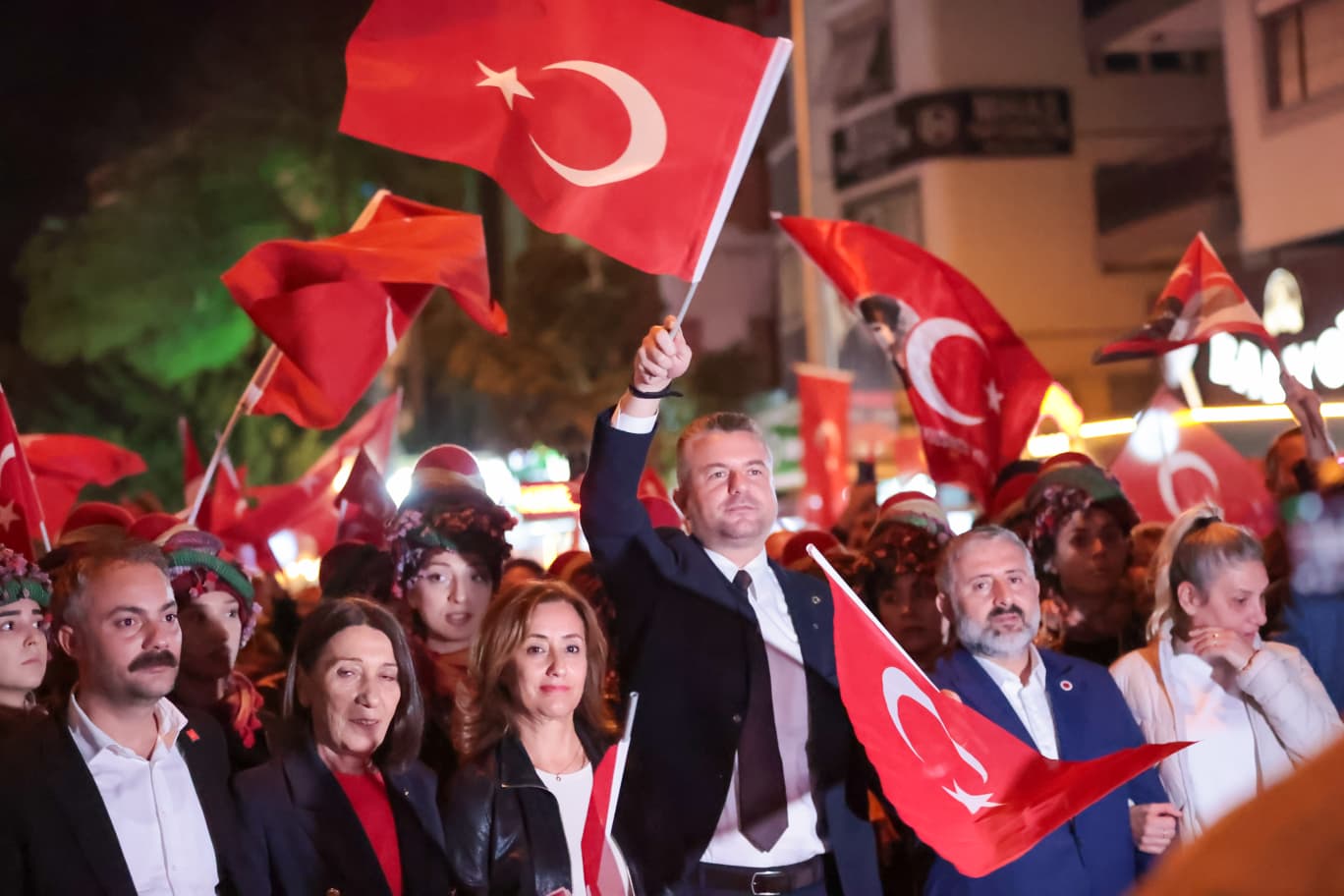 Bucalılar Cumhuriyet Bayramını Coşkuyla Kutladı 03