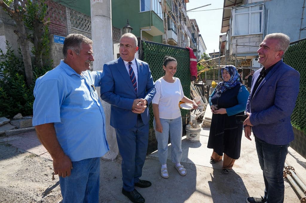 Gaziemir Belediyesi’nden Yangında Zarar Gören Evlere Yardım Eli (4)
